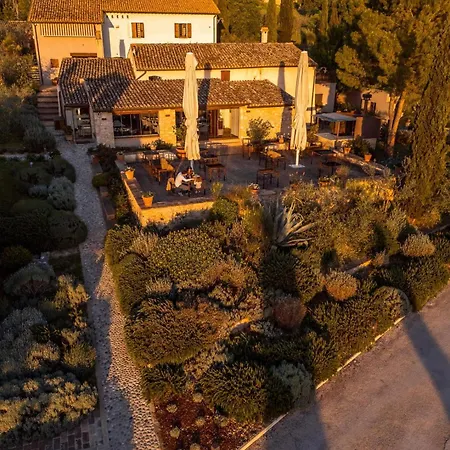 Πανσιόν Tenuta San Pietro A Pettine *